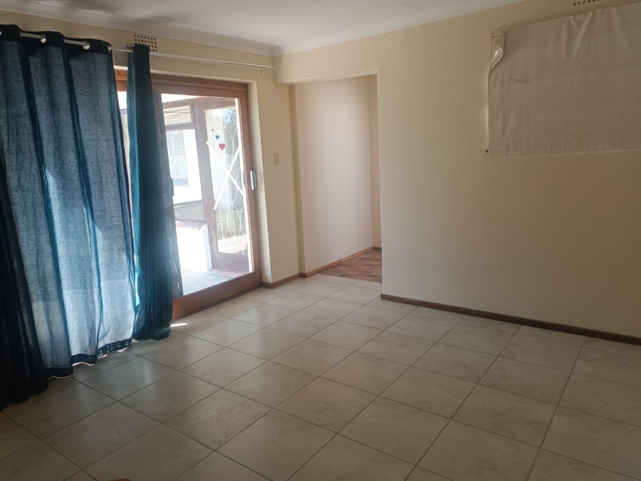 To Let 3 Bedroom Property for Rent in Fish Hoek Western Cape